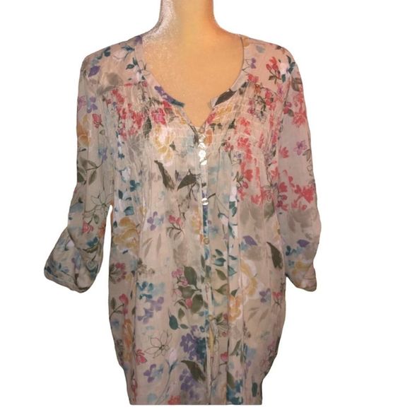 grand & greene Tops - Grand & Greene Floral top cottage core large